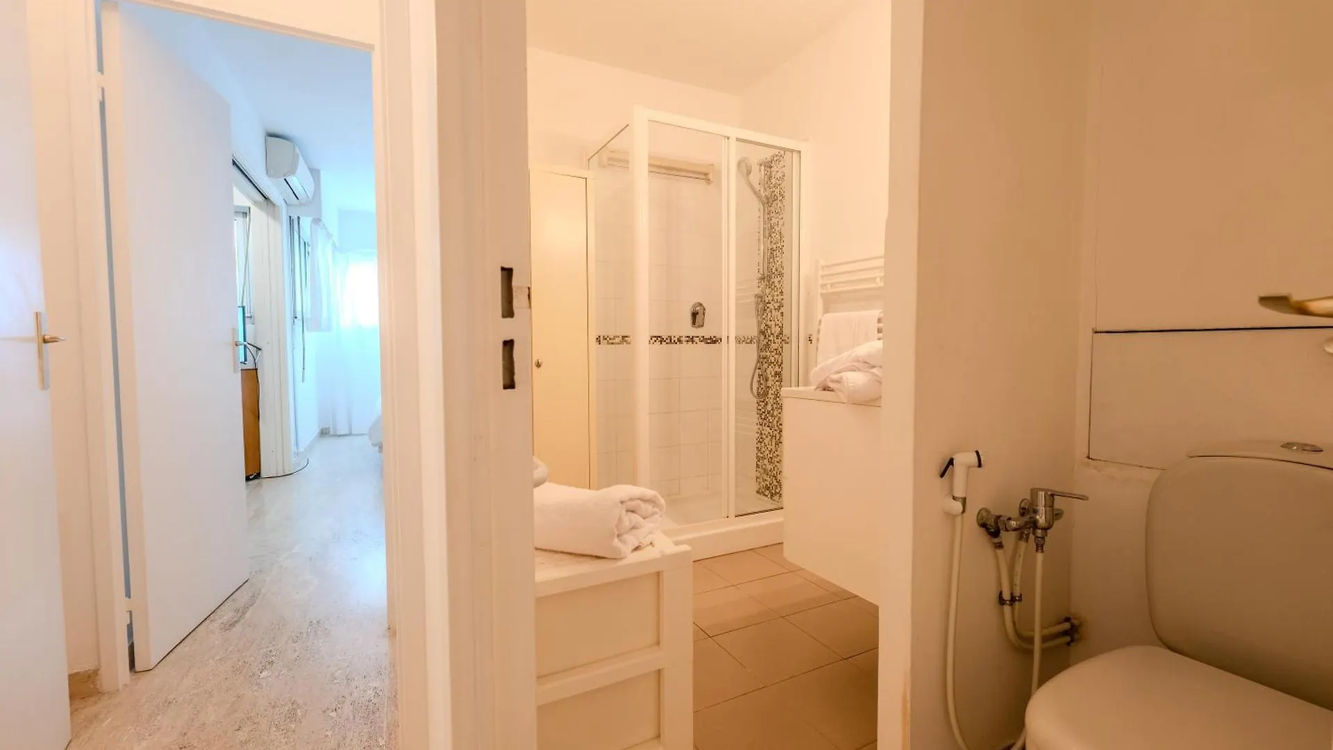 Roca Mare 1 Bloc B Apt 01 - Happy Rentals Menton 0*,  Frankrijk