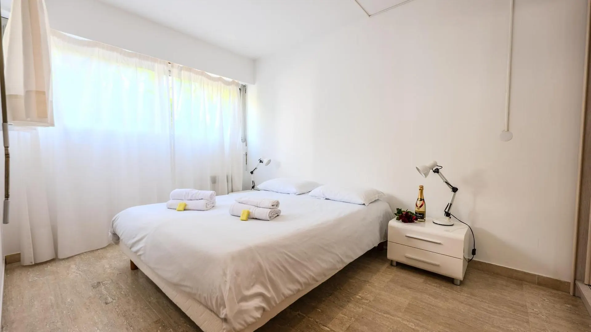 Apartment Roca Mare 1 Bloc B Apt 01 - Happy Rentals Menton