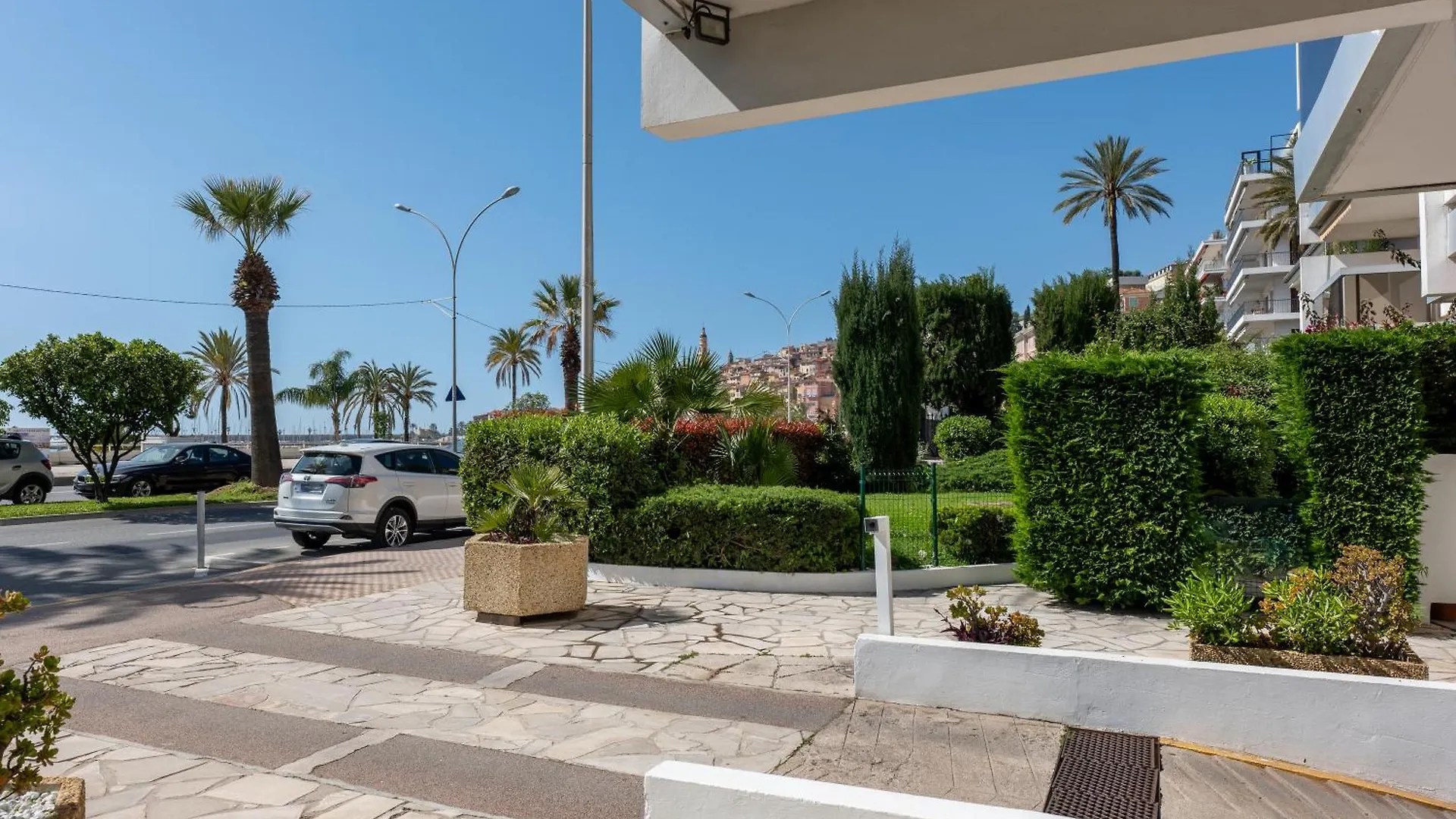 Roca Mare 1 Bloc B Apt 01 - Happy Rentals Menton Apartment